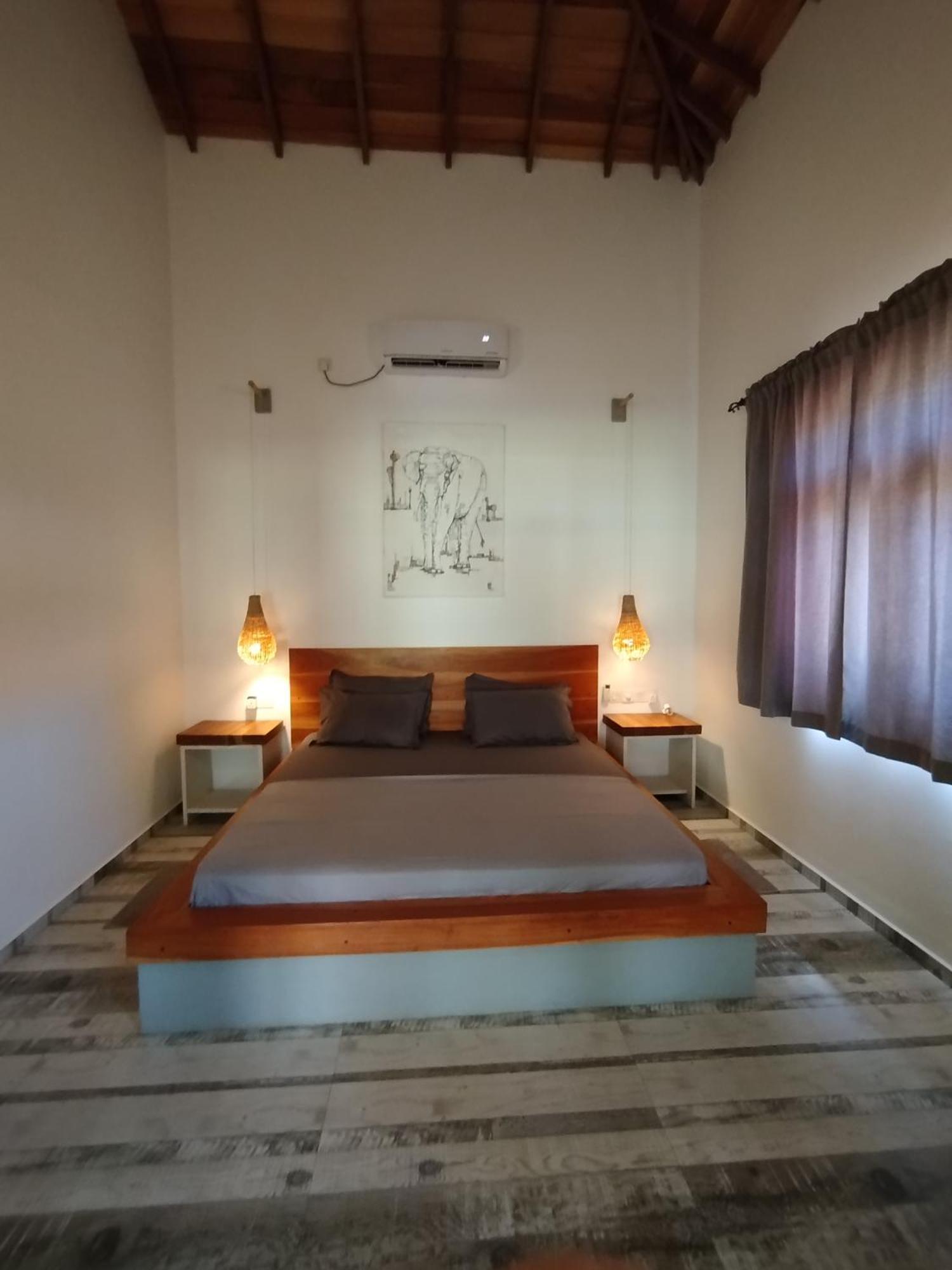 Sleeping Elephant Beach Resort Tangalle Exterior foto