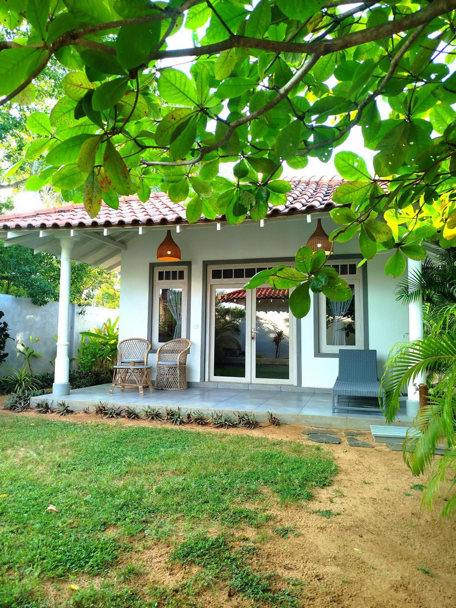 Sleeping Elephant Beach Resort Tangalle Exterior foto