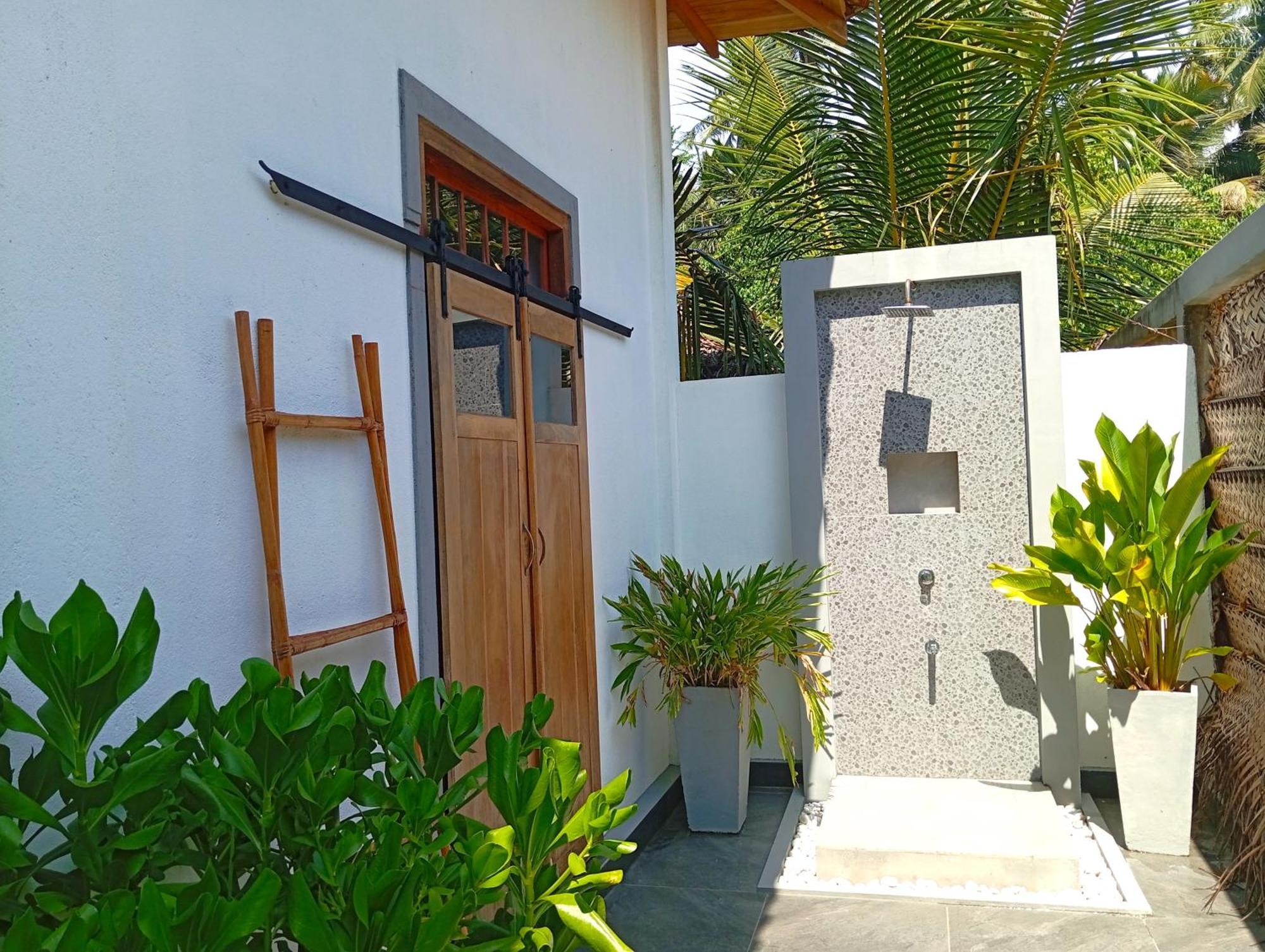 Sleeping Elephant Beach Resort Tangalle Quarto foto