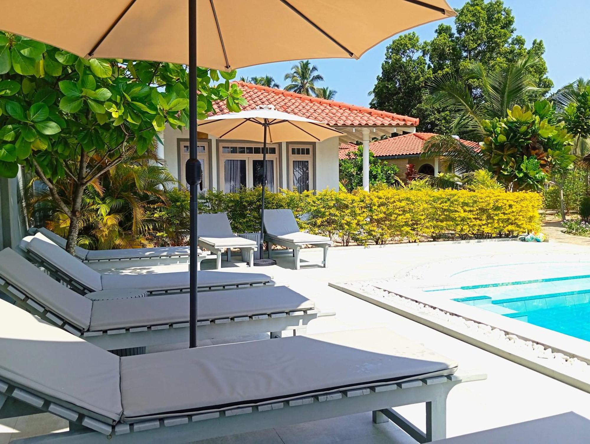 Sleeping Elephant Beach Resort Tangalle Exterior foto